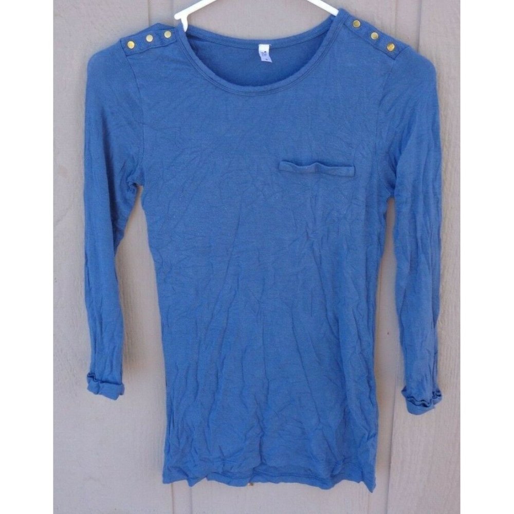 BLITZ WOMENS L/S TOP STUDDED SHOULDERS SMALL